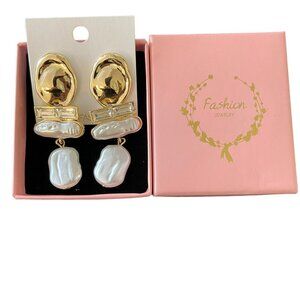 Gold Pearl Crystal Dangling Fashion Earrings New with box